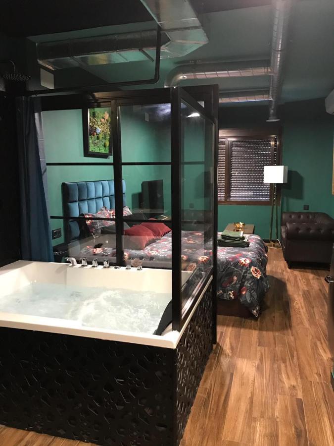Sevilla Triana Jacuzzi Bagian luar foto
