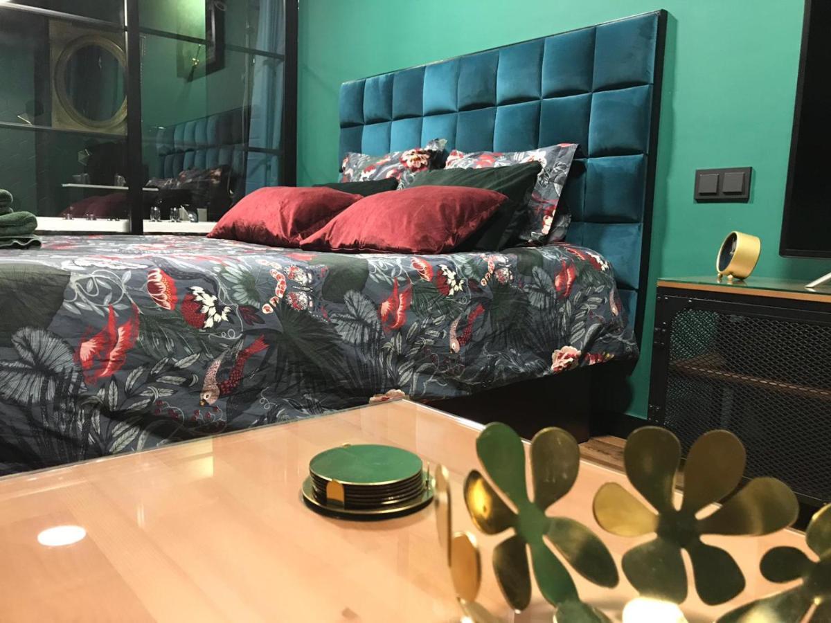Sevilla Triana Jacuzzi Bagian luar foto